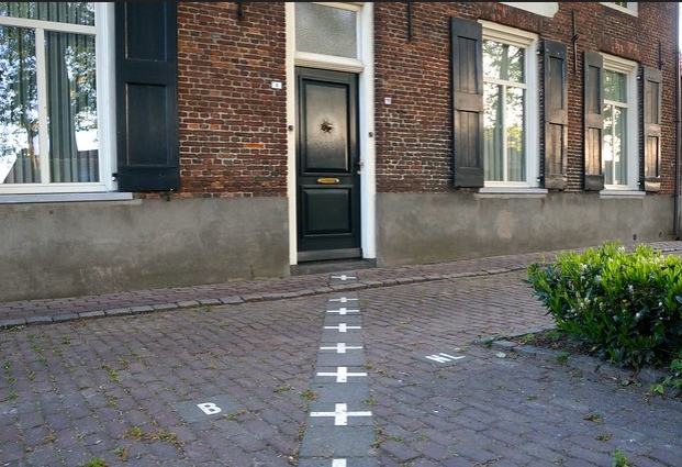 【比利時-fun小鎮】周末2日fun小鎮: 布魯塞爾+巴勒納紹鎮（飯店+火車票套餐）