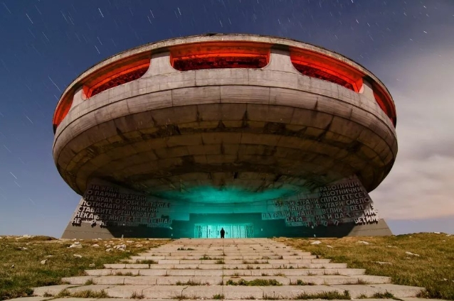 【保加利亞-精華遊】5天4夜 索菲亞 + 布茲盧德扎紀念碑 自由行（飯店+飛機票套餐）