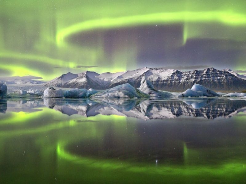 【冰島】4天3夜 冰與火之歌 · 冰島深度遊自由行（飯店+機票套餐）