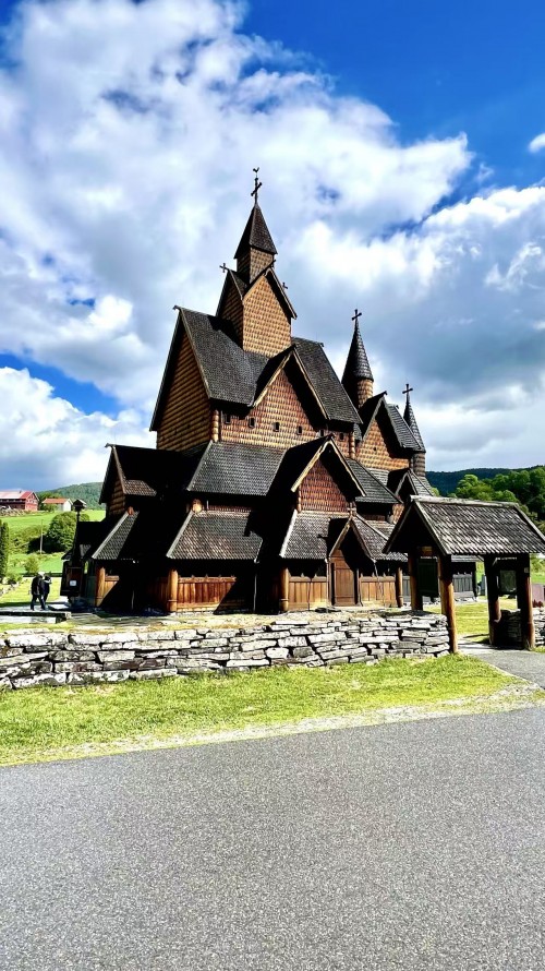 北欧绝世景色，独特地貌全景•挪威峡湾+冰岛环岛15日深度游