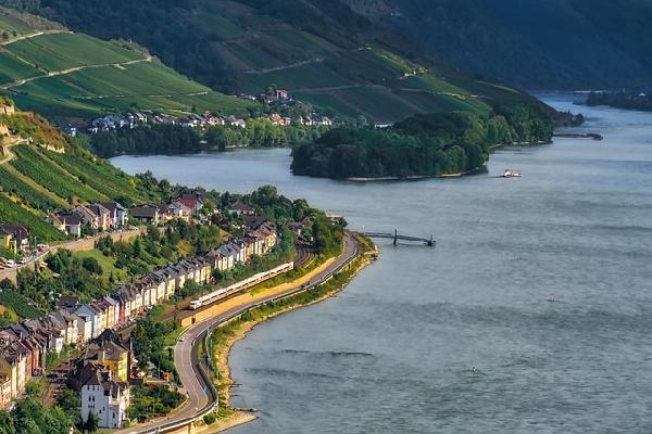 德国深度游：从浪漫之路到历史名城