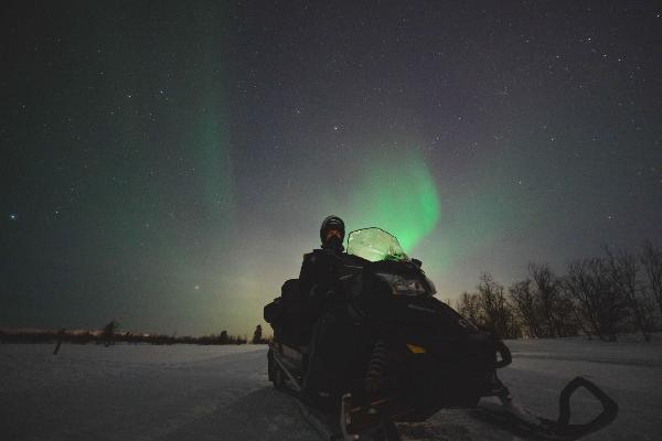 北极门户的冬日童话：希尔克内斯游记
