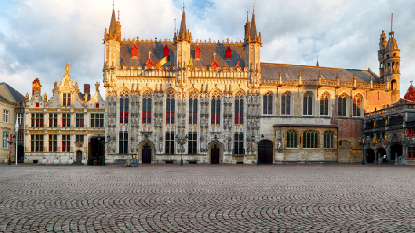 歐洲環遊14日• 東歐瑞士+遍遊西歐（柏林往返）