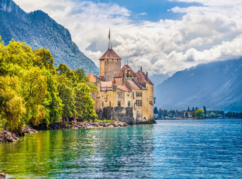 【瑞士私家團】阿爾卑斯童話·瑞士親子私享5日|金色山口列車+瑞士雙峰•少女峰&菲斯特+交通博物館奶酪工廠之旅 