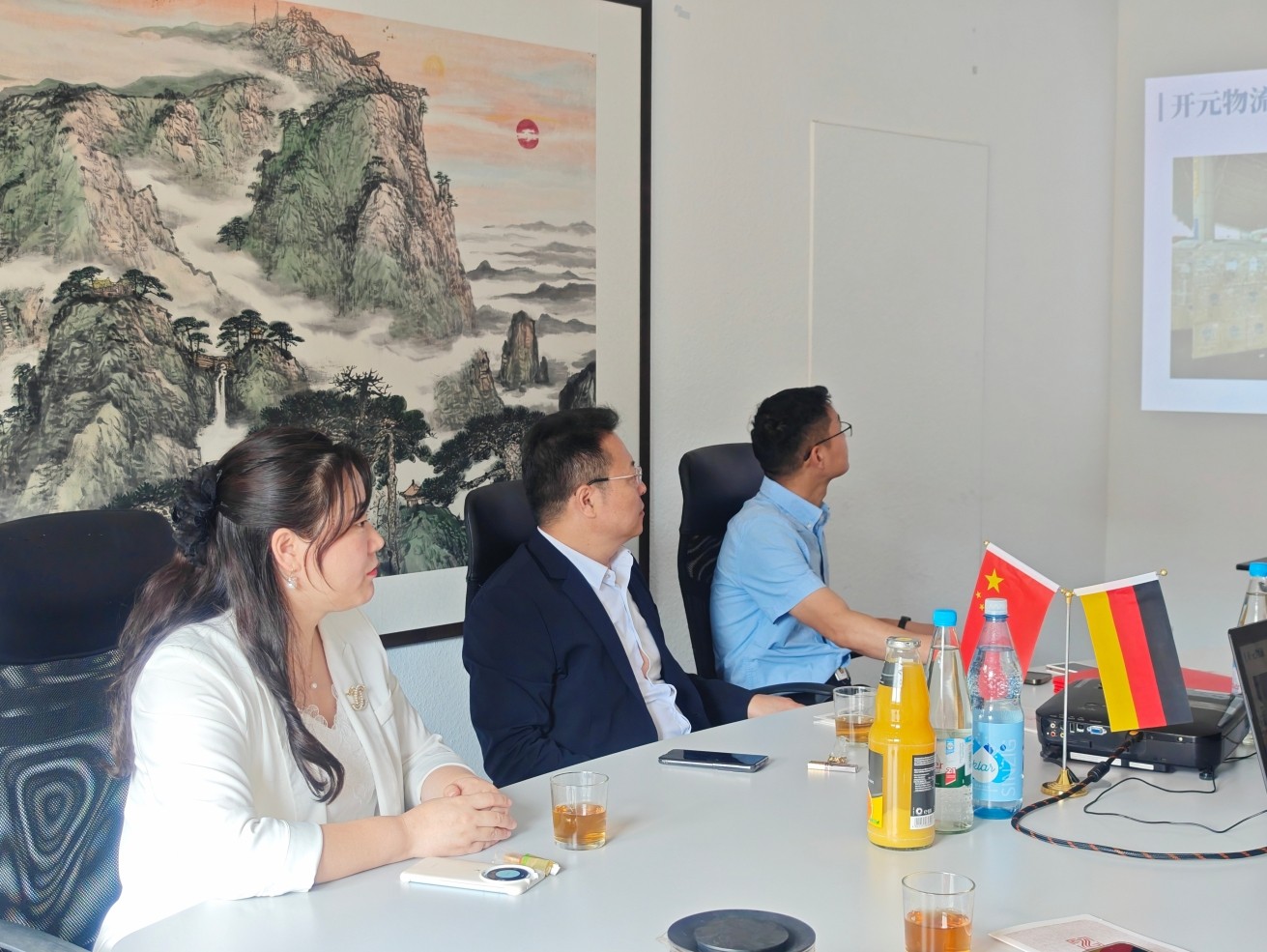 1752661304498881.jpg WeChat截图_20250716121827.jpg