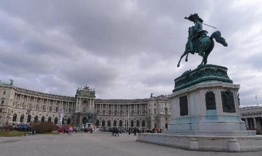 维也纳英雄广场介绍_图片_地址_游玩指南-【奥地利景点攻略】
